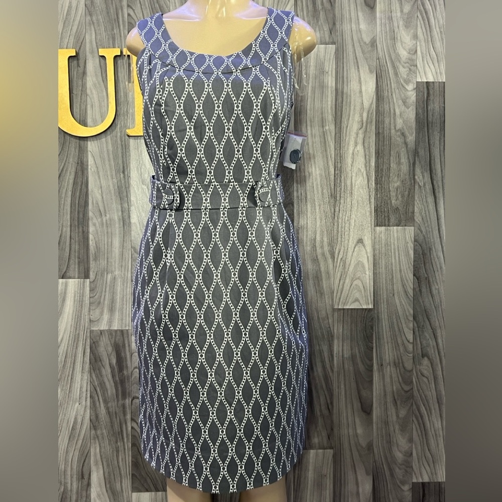 Robbie Bee Gray and White Midi Dress